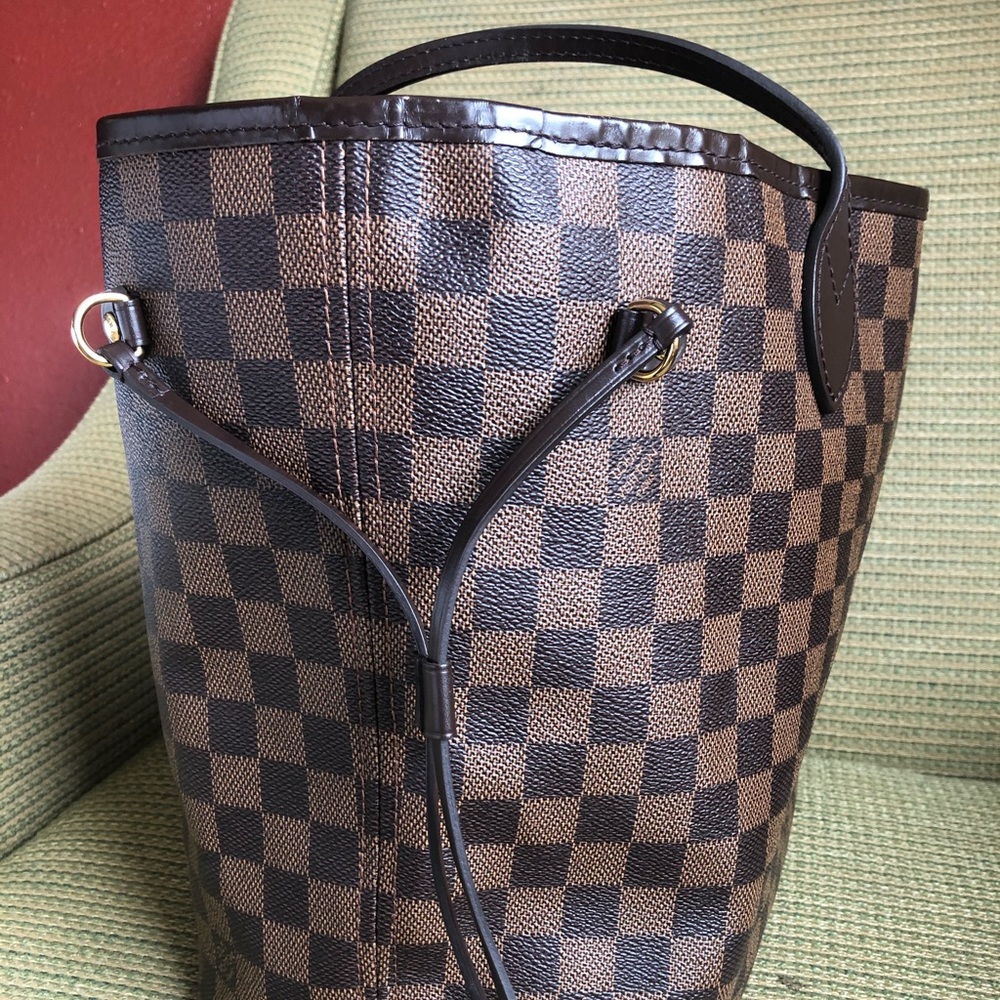Louis Vuitton neverfull mm